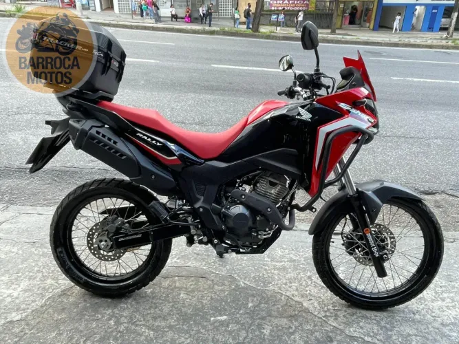 XRE 300 SAHARA RALLY  VERMELHA 2024/2025