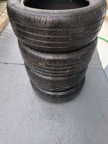 Pneus 225/55/18