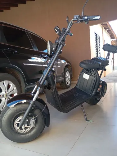 Scooter elétrica 