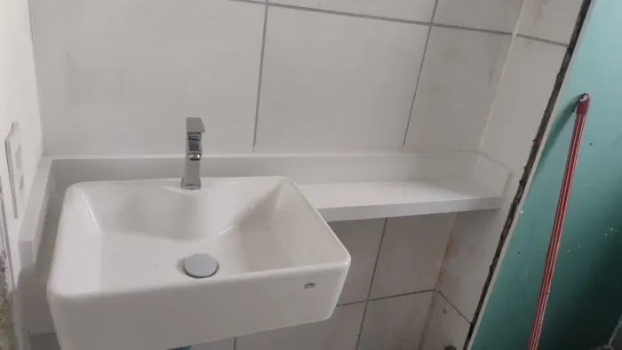 Cuba com quartzo branco 