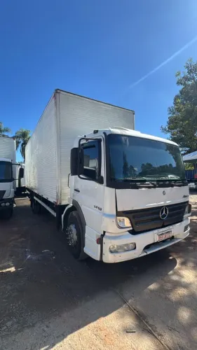 Caminhão Atego 1418 2012