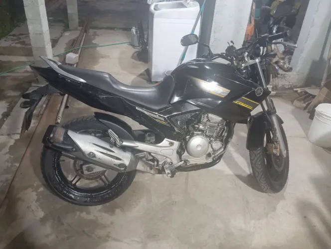Vendo Yamaha fazer 250 2011