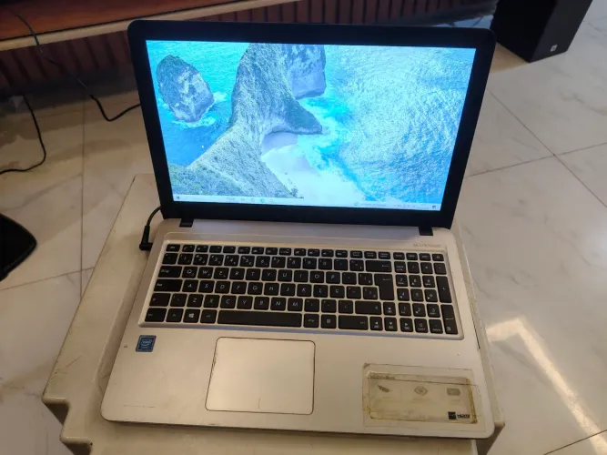 Notebook Asus x543m