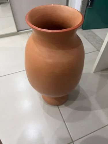 Vaso de cerâmica decorativo