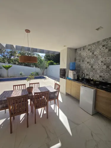 Vendo casa em condomínio com 4 suítes Alphaville Rio das Ostras
