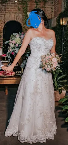 Vestido de Noiva Justin Alexander - Bordado e em Excelente Estado