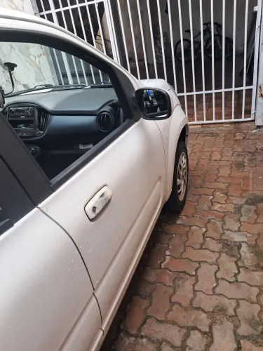 Fiat Uno Drive 1.0 Flex 6V 5P 2019