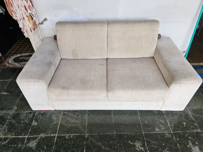 Sofa 2 lugares madeira maciça