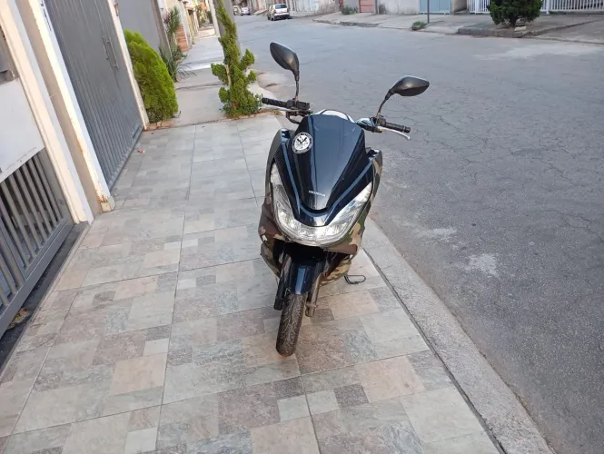 Honda PCX 150 2018 | 46 Mil Km | Econômica | Documentação em Dia