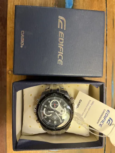 Relógio Casio EDIFICE Chronograph 