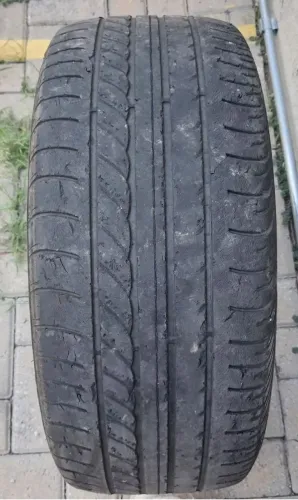Pneu Good Year Aro 17 - 225/45 usado (quebra galho)