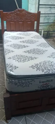 CAMA DE SOLTEIRO COM COLCHÃO