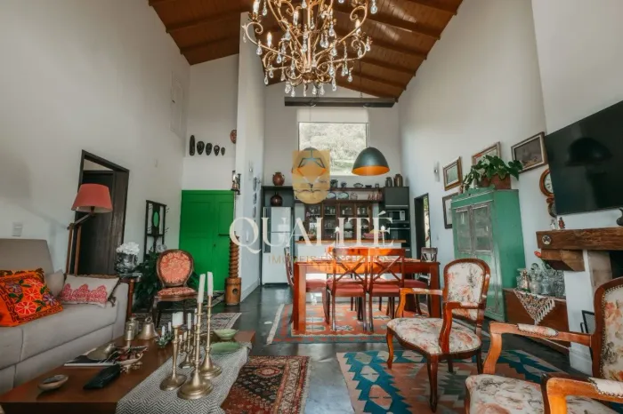 Casa em condomínio à venda, 3 dormitórios na Cachoeira do Bom Jesus, Florianópolis/SC