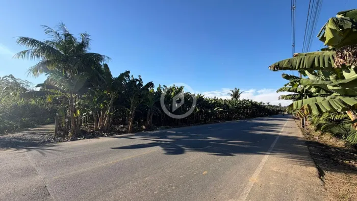 Terreno de frente para Estrada Bananal do Sul