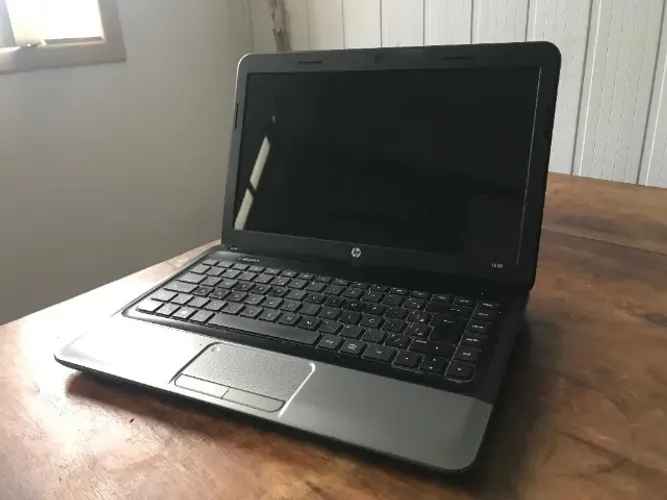 Notebook HP 1000 (Reparo ou retirada de peças)