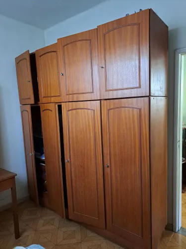 Armário/Estante e cama de solteiro. Aceito oferta