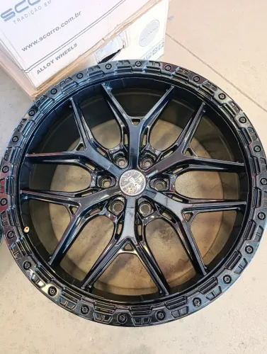 Roda seminova MKR R22X9 6x139
