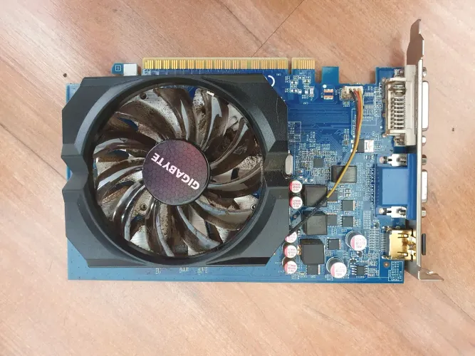 Gigabyte Gv-n429-2Gi 2Gb