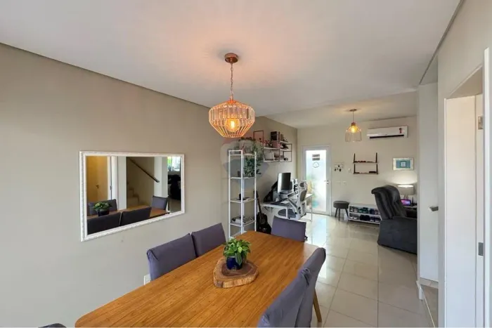 Casa em Condomínio à Venda | 3 Quartos (1 Suíte) | Parque Taquaral | Campinas/SP