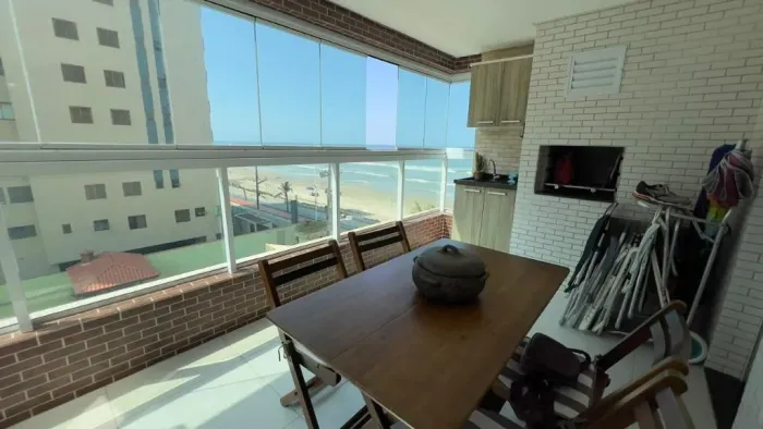 Apartamento com 2 Quartos e Vista Mar à Venda | 76m² por R$ 500 Mil | Centro de Mongaguá |