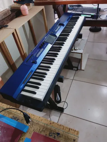 Teclado Casio PX560M
