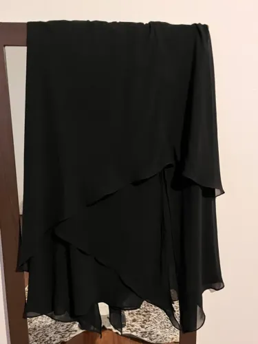 saia preta chiffon midi