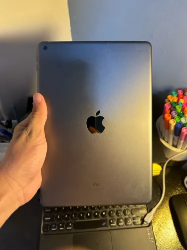VENDE-SE iPad 9 geração