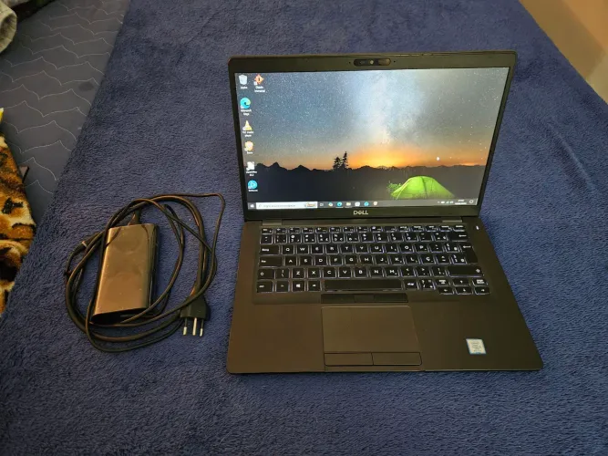 Notebook Dell Latitude 5400 Core i7 8GB RAM SSD 256GB Placa Dedicada Radeon 2GB