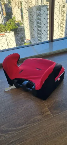 Assento elevatório para carro