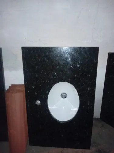 Bancadas de banheiro verde Ubatuba 