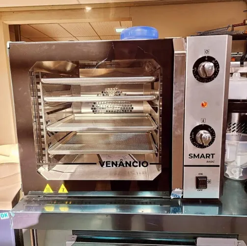Forno Smart Basic 4 Esteiras Venâncio 