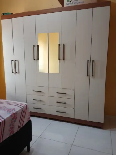 Guarda roupa