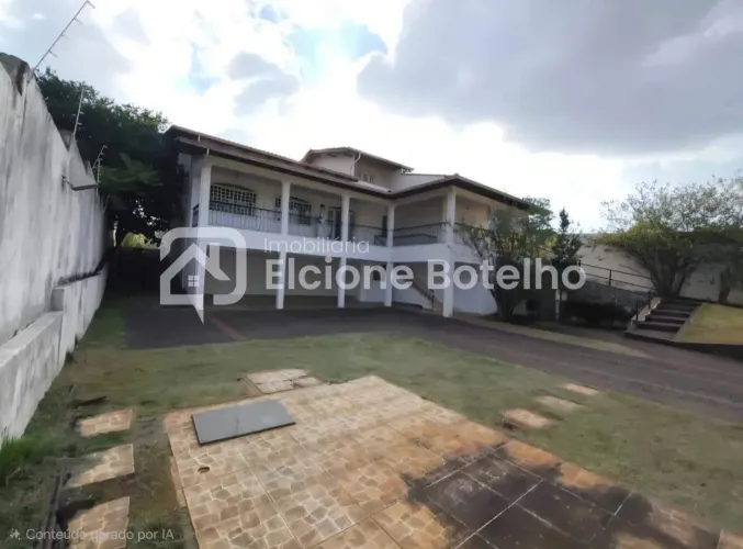 Casa para aluguel no Bairro Cidade Jardim | 3 quartos (1 suíte) em Uberlândia/MG