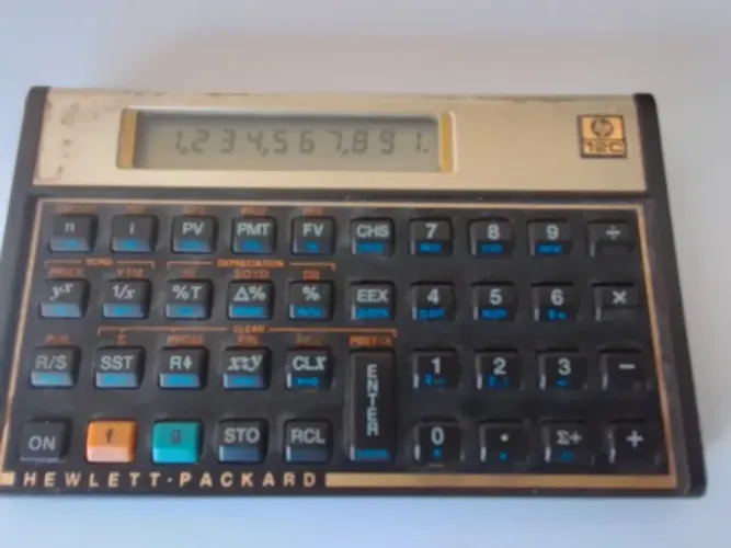 CALCULADORA HP 12 C *****USADA*******