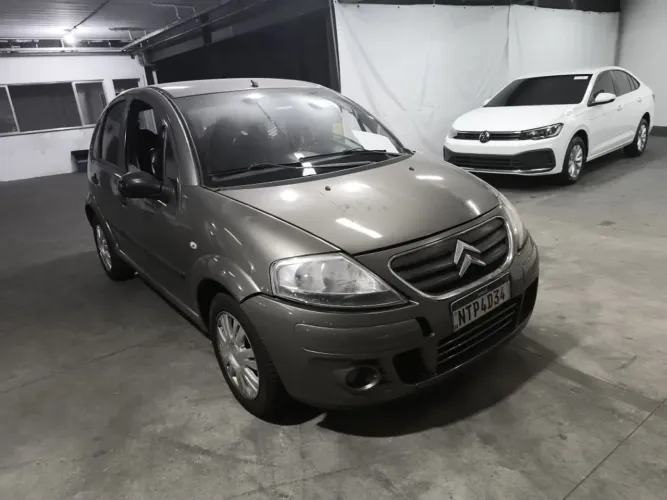 Citroen C3 GLX 1.4/ GLX Sonora 1.4 Flex 8V 5P 2011