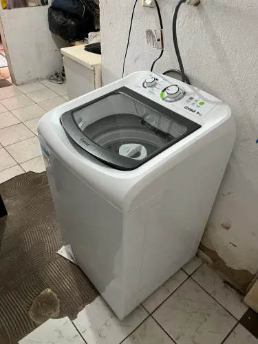 MÁQUINA DE LAVAR NOVA - AINDA NOS PLÁSTICOS