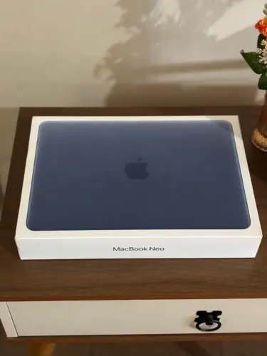 MacBook Neo A18 (8GB / 256GB) - NOVO - LACRADO