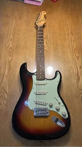 Guitarra SX VG Series - Stratocaster Sunburst