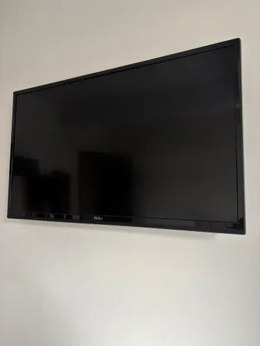 TV Philco 32" com defeito