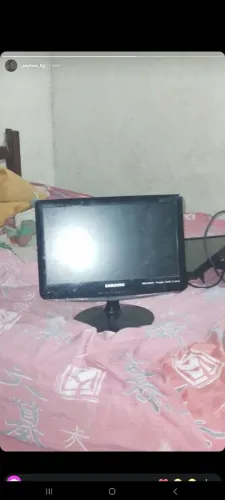 Monitor Samsung 15,6 polegadas em ótimo estado vendo ou troco em algo do meu interesse 