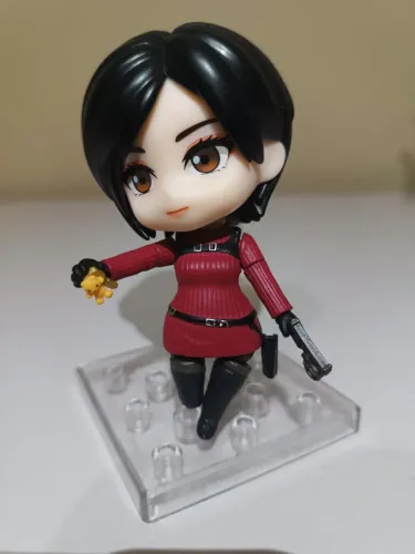 ADA WONG RESIDENT EVIL 4 (NENDOROID ACTION FIGURE)