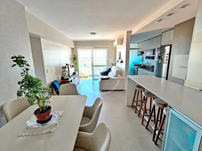 Apartamento 3 Dormitórios