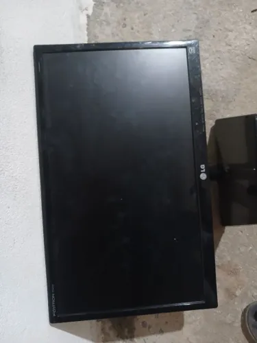 Monitor com defeito