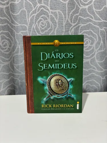 Edição limitada Livro Percy Jackson - Os diários do semideus