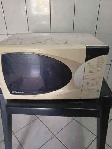 Microondas com defeito