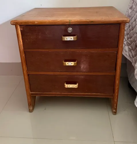 Mesa de cabeceira