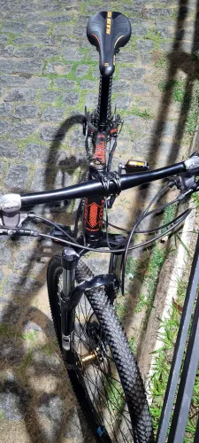 Bike aro 29 Shimano Alívio 27 velocidades  quadro 15.  ( Avista dou desconto!)