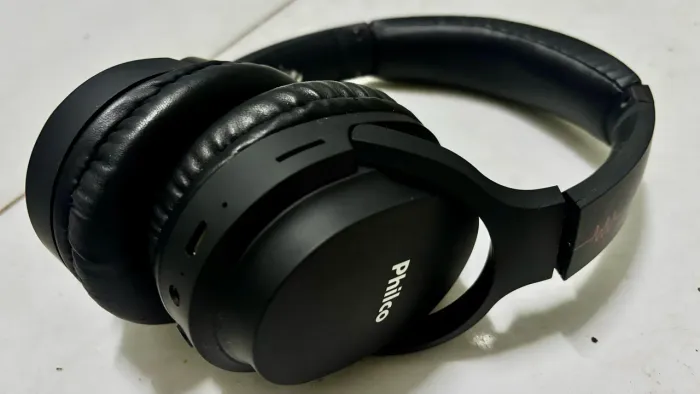 Fone de ouvido Philco com rádio FM