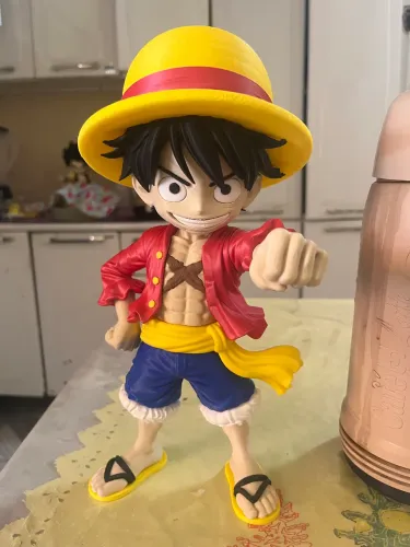 Luffy, 32 centímetros