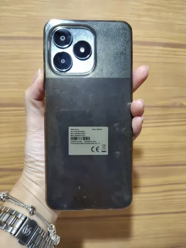 Celular redmi note 50 em ótimo estado
